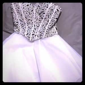 Short white formal dress